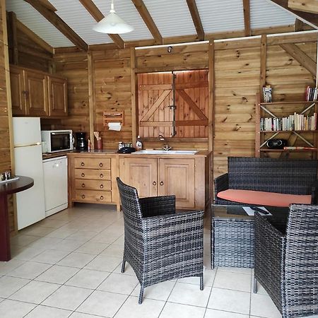 Le Tri Haut De Bellevue - Bungalow Colibri Pointe-Noire Esterno foto