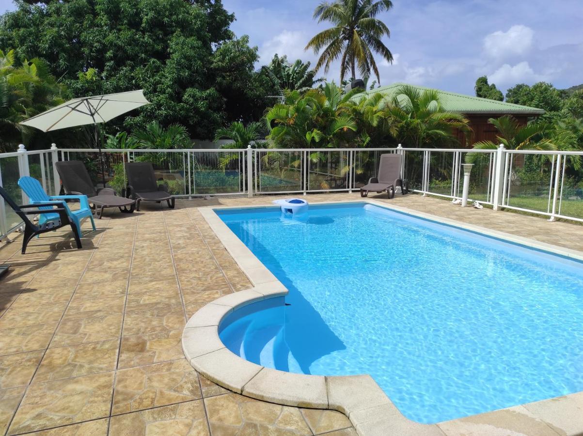 Le Tri Haut De Bellevue - Bungalow Colibri Pointe-Noire Esterno foto